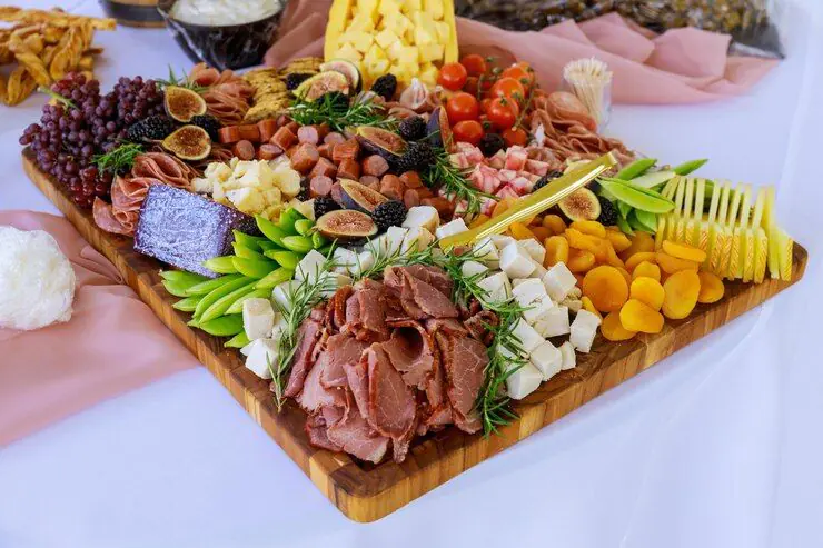 artisan-bites-charcuterie-boards